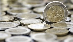 Coin counter and fake 2€ coins detector machine