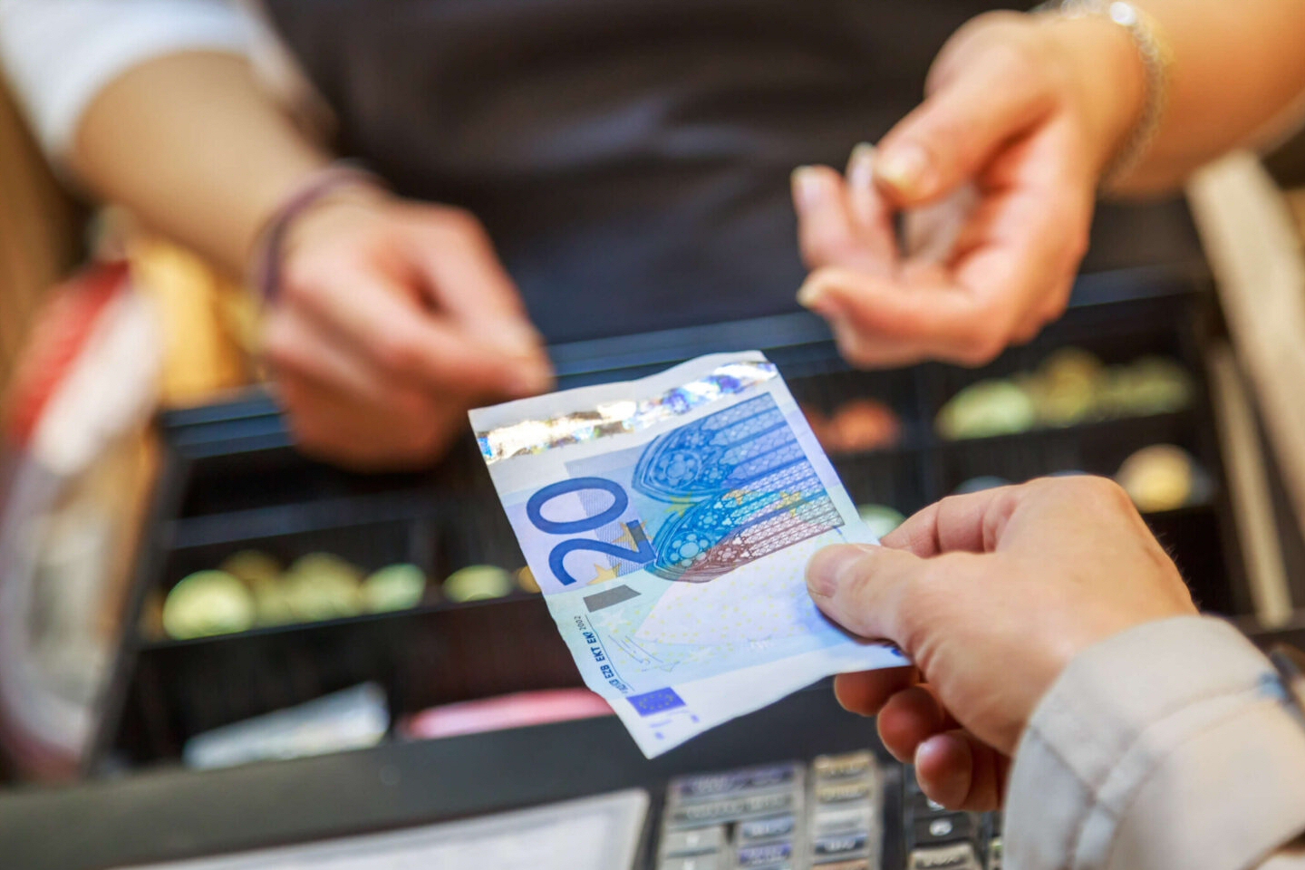 contanti-negozio-sdsp